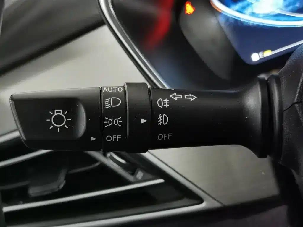 Changan CS75 New Energy 2018 1.5T PHEV Navigator Edition — миниатюра 21