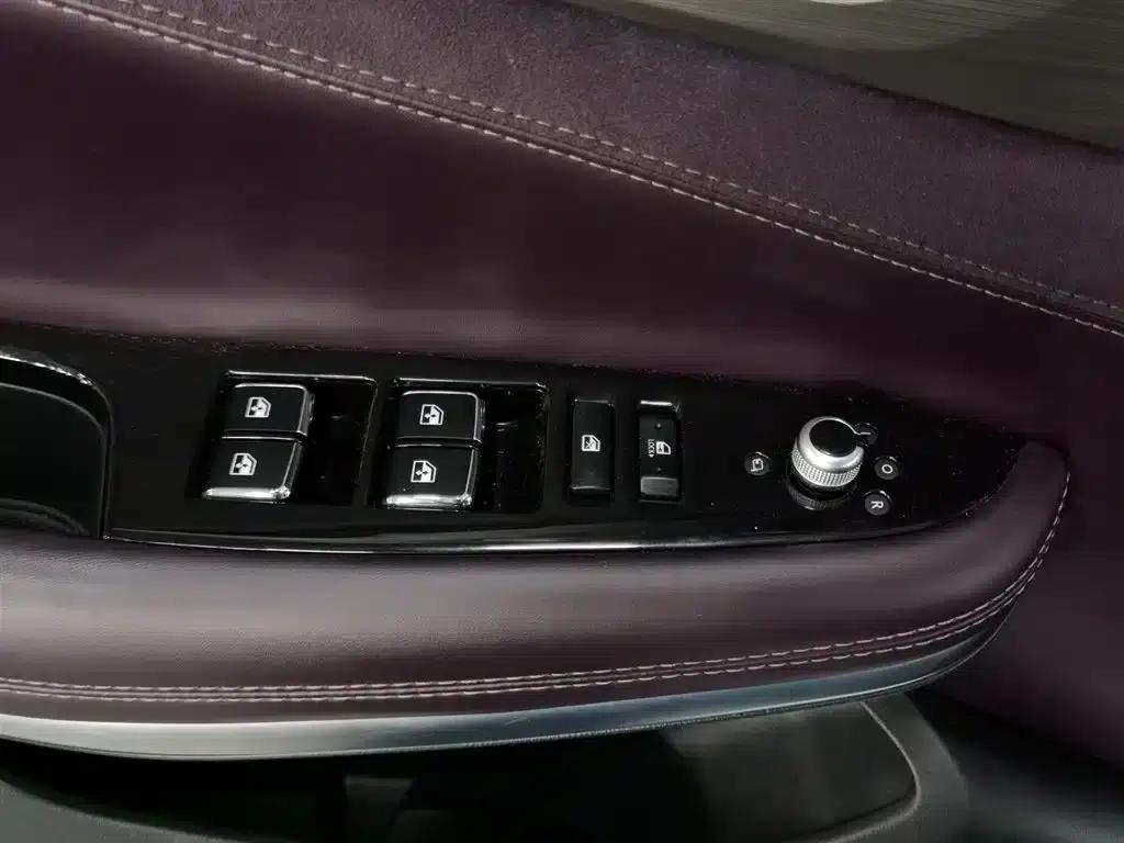 Changan CS75 New Energy 2018 1.5T PHEV Navigator Edition — миниатюра 9