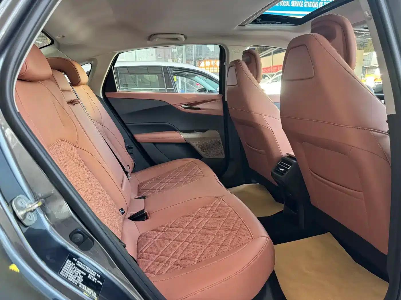 Changan Eado PHEV 2025 Smart Blue Whale 145KM Battleship Edition — миниатюра 6