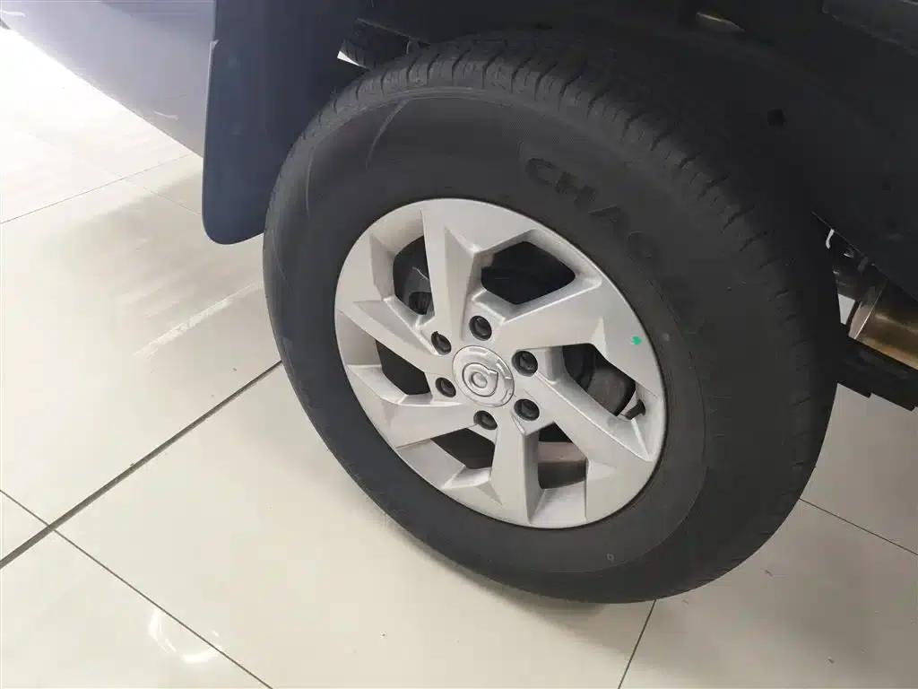 King Kong Cannon 2024 2.0T Automatic 8AT Gasoline 4WD Navigator Flatbed — миниатюра 26