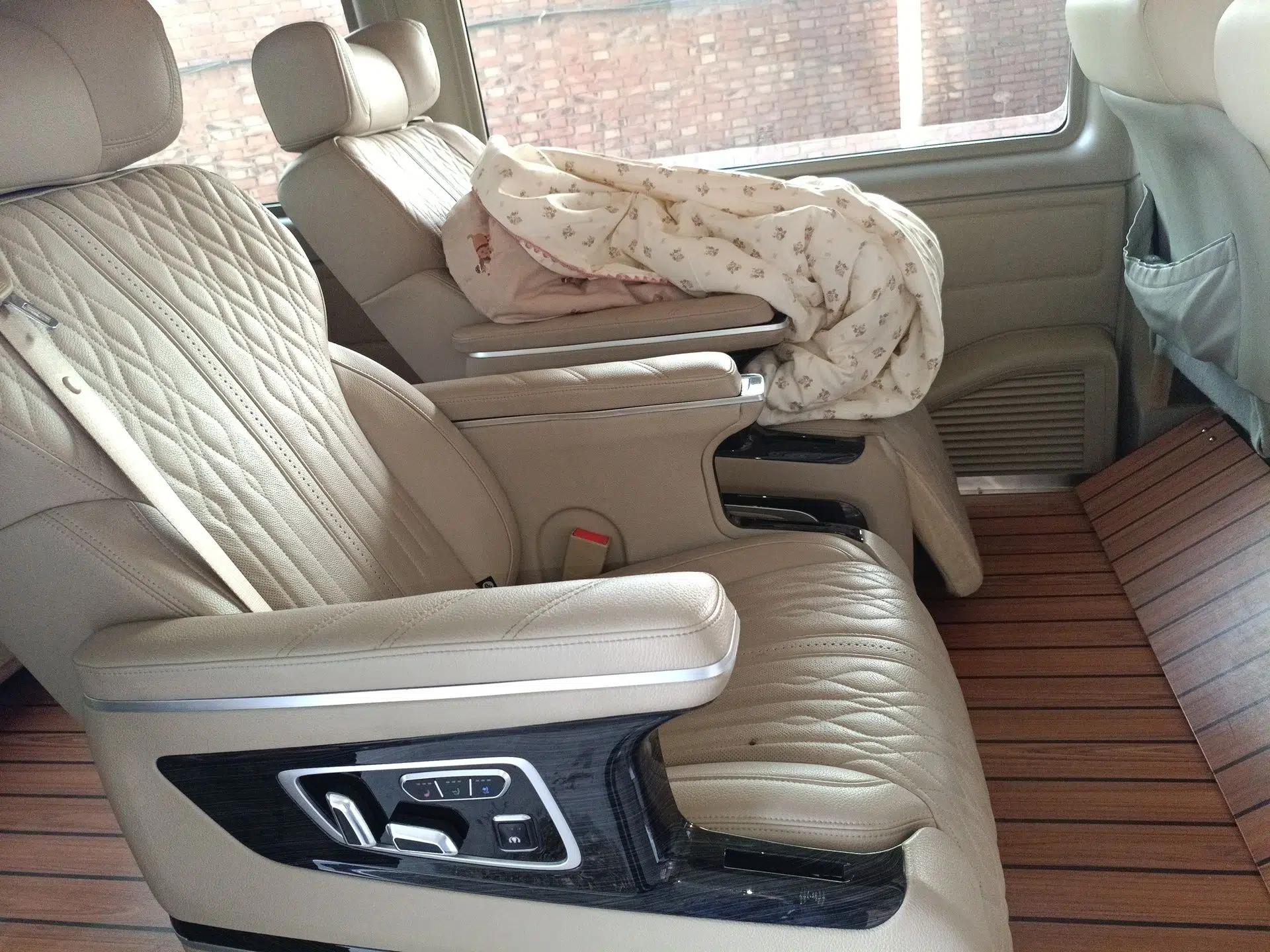 Ford Transit Custom 2016 2.2T Long-Wheelbase 6/7-Seater Mid-Roof Multi-Purpose Vehicle — миниатюра 18