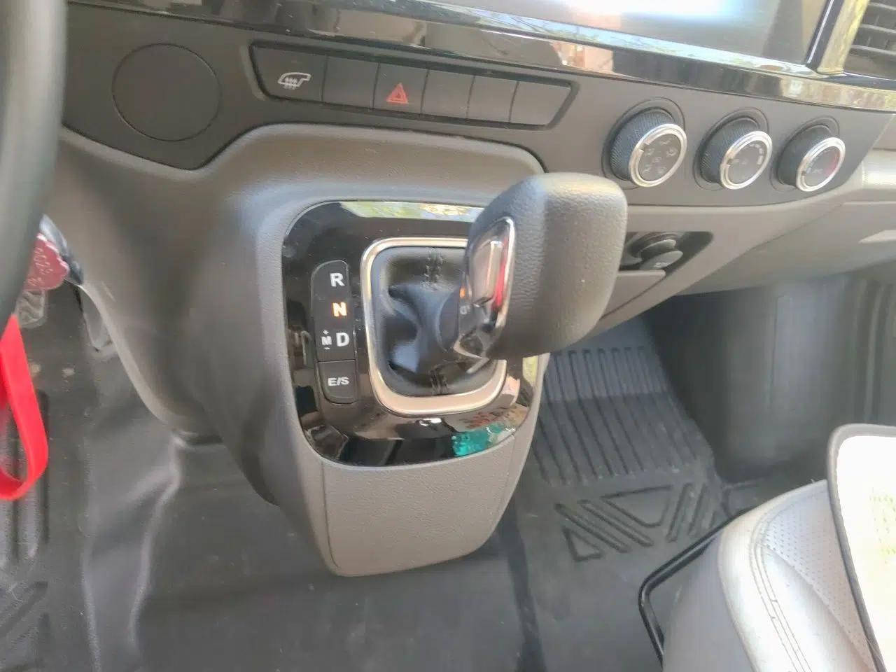 Ford Transit Custom  — миниатюра 15