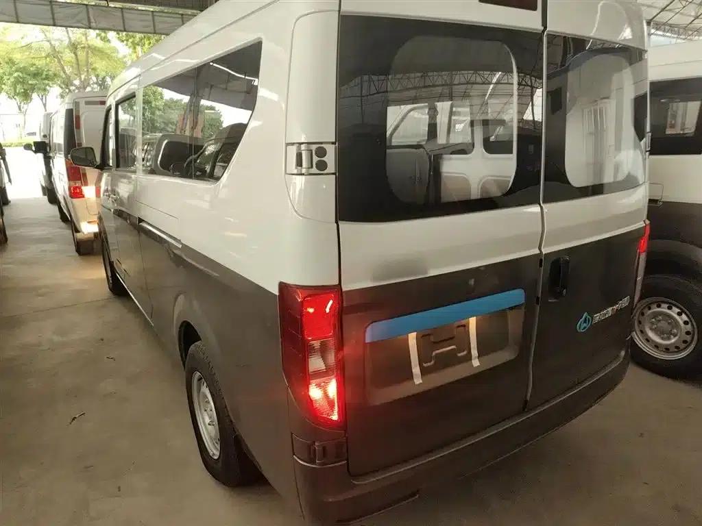 Crossstar V7 EV 2024 Model, 316km/h, Luxury 7-Seater with Double Doors — миниатюра 23