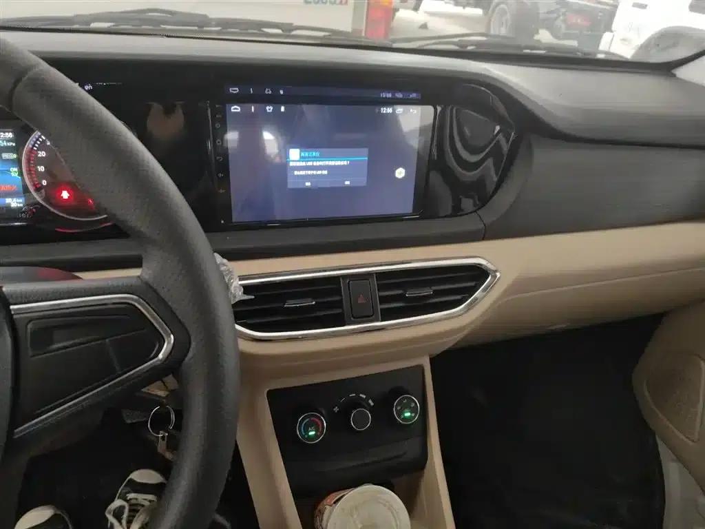 Crossstar V7 EV 2024 Model, 316km/h, Luxury 7-Seater with Double Doors — миниатюра 9