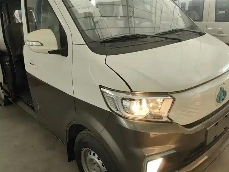 Crossstar V7 EV 2025 Model, 316km/h Luxury Edition, 6 Seats, Double Door, 50.38kWh — миниатюра 22