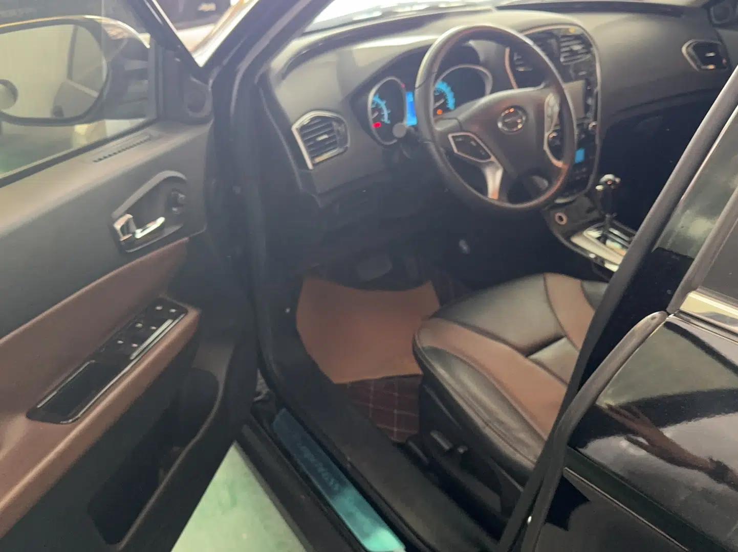 GAC Trumpchi GS5 Super 2015 1.8T Automatic All-Wheel-Drive Elite Edition — миниатюра 15