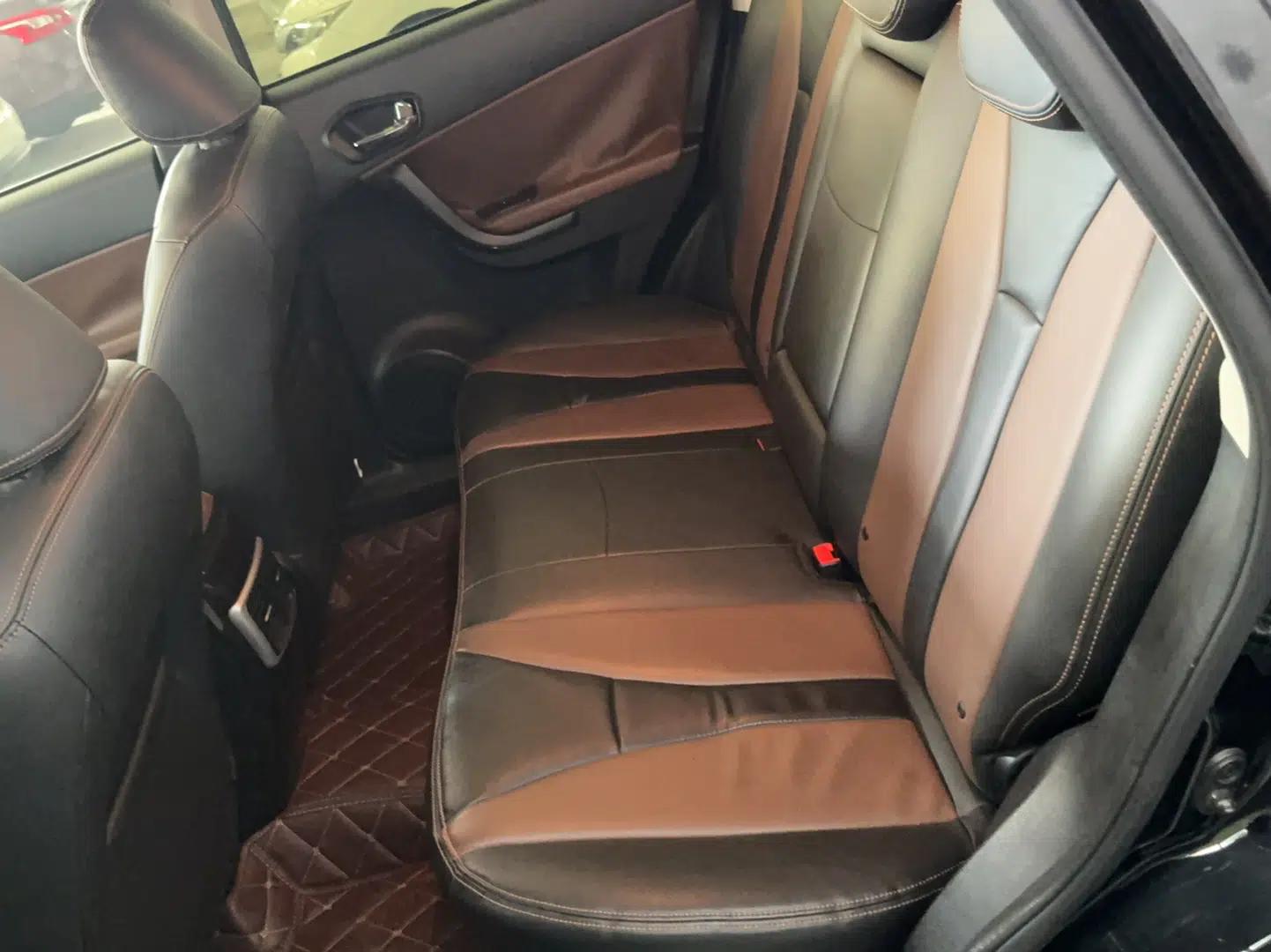 GAC Trumpchi GS5 Super 2015 1.8T Automatic All-Wheel-Drive Elite Edition — миниатюра 16