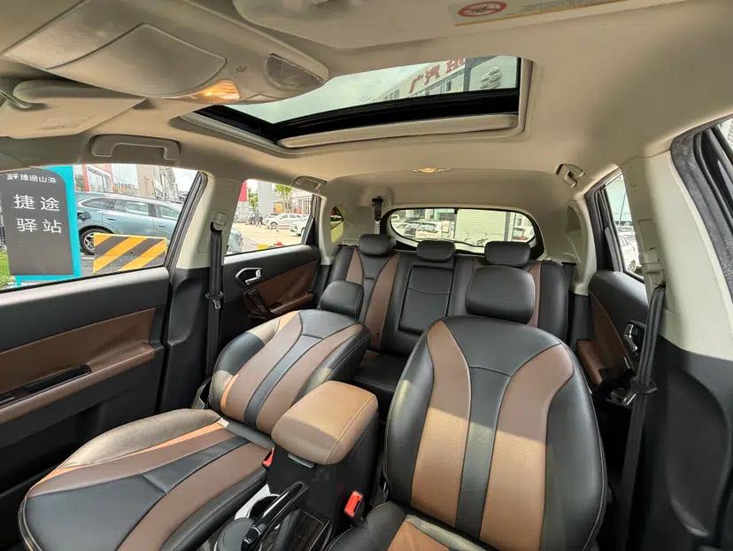 GAC Trumpchi GS5 Super 2015 1.8T Automatic All-Wheel-Drive Elite Edition — миниатюра 21