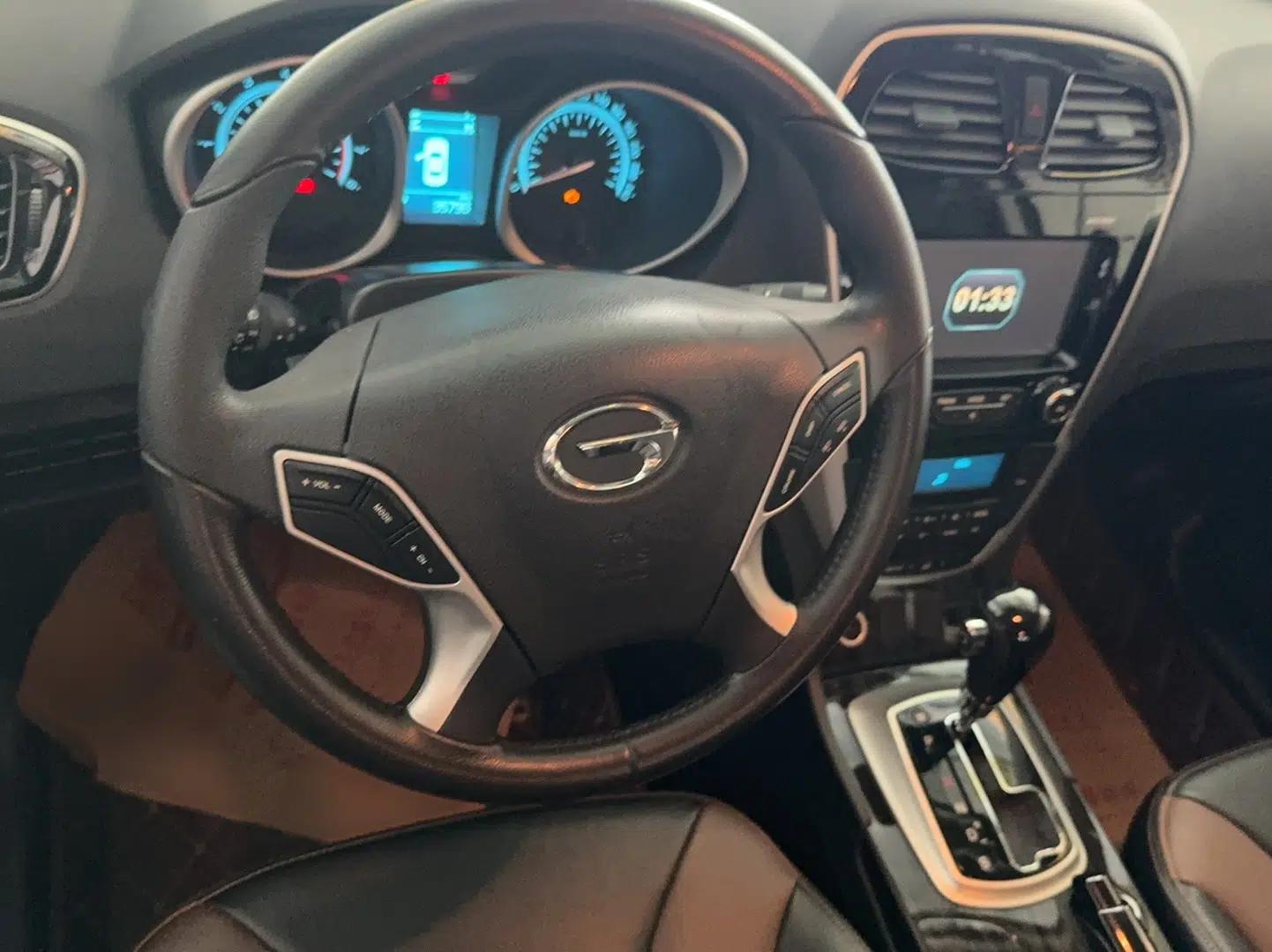 GAC Trumpchi GS5 Super 2015 1.8T Automatic All-Wheel-Drive Elite Edition — миниатюра 9