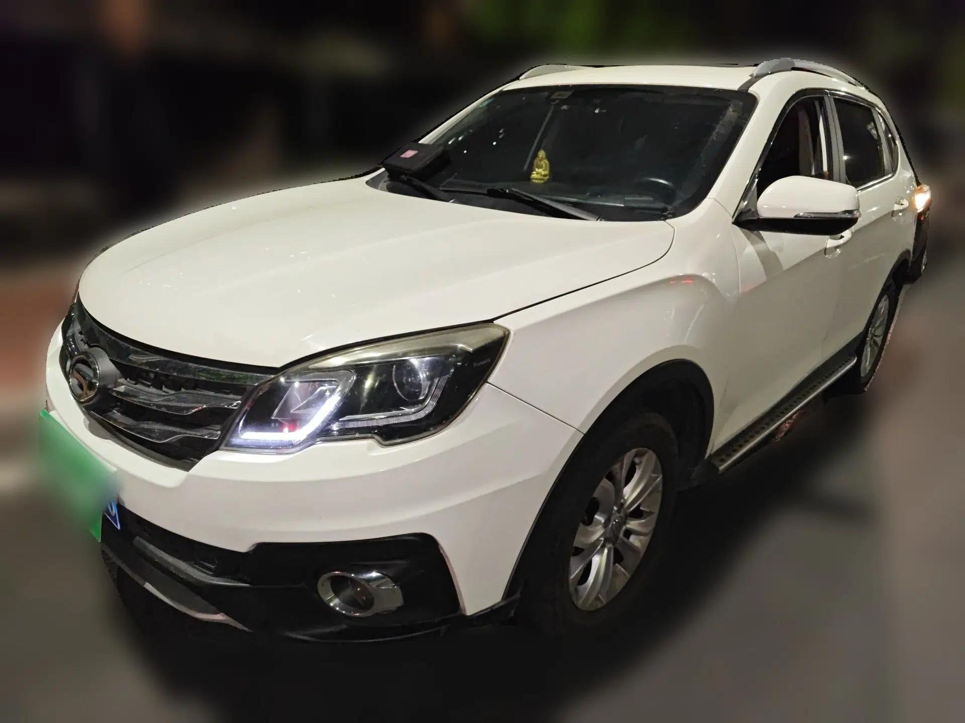 GAC Trumpchi GS5 Super 2015 2.0L Manual Two-Wheel Drive Elite Edition — миниатюра 1