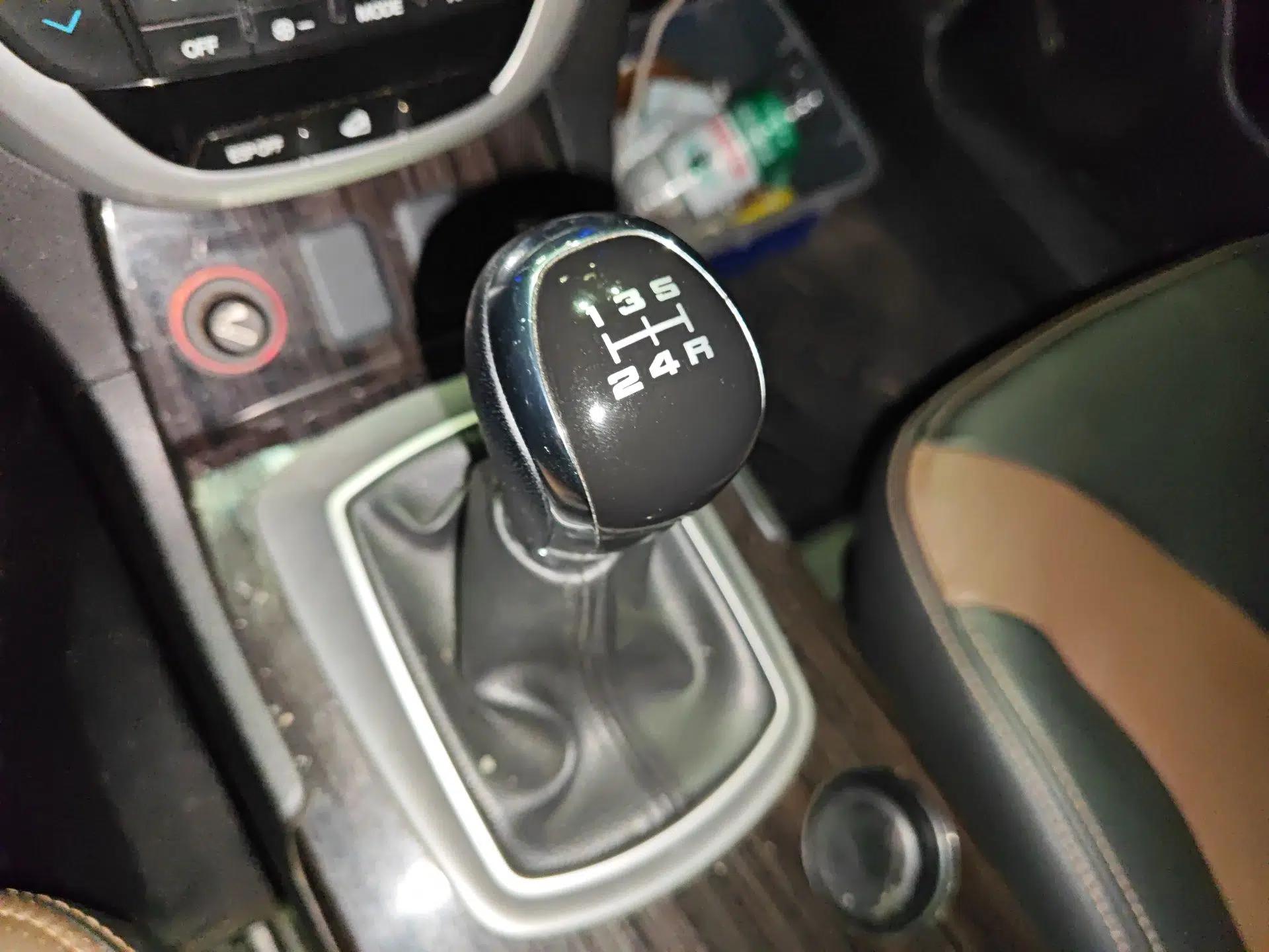 GAC Trumpchi GS5 Super 2015 2.0L Manual Two-Wheel Drive Elite Edition — миниатюра 15