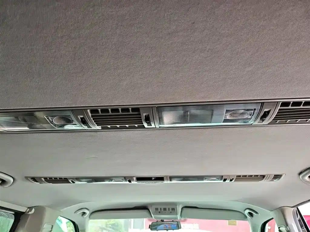 Caravelle 2015 2.0TSI 4WD Comfort Edition — миниатюра 14