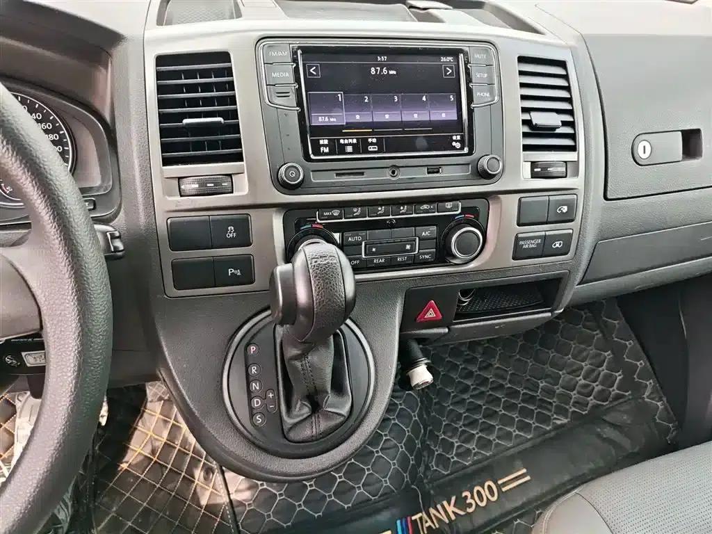 Caravelle 2015 2.0TSI 4WD Comfort Edition — миниатюра 9