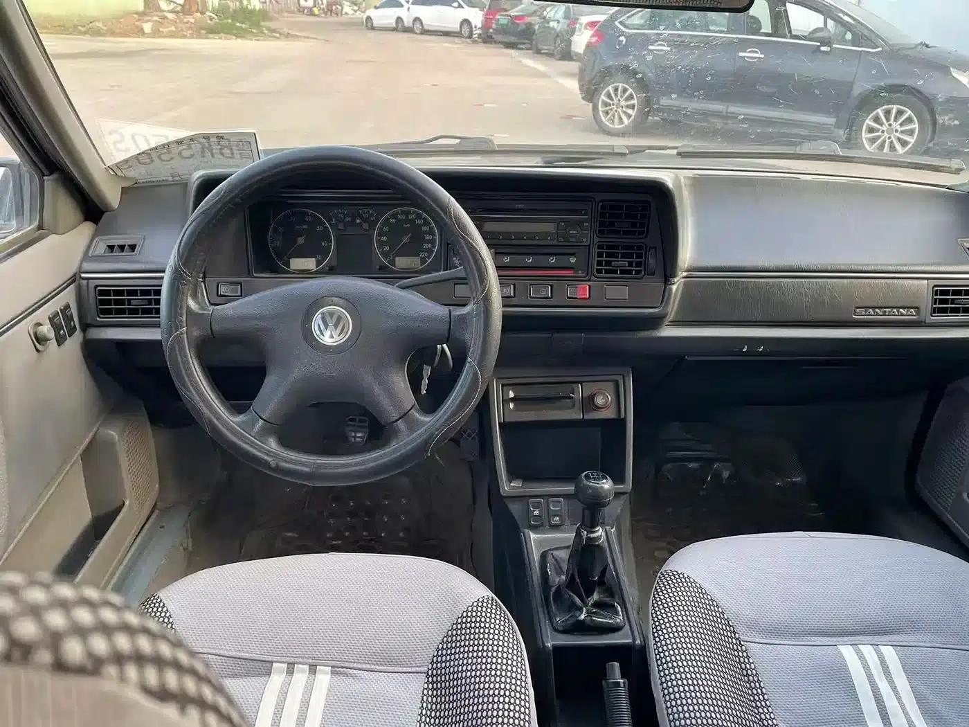 Santana Classic 2009 Model 1.8 Manual — миниатюра 10