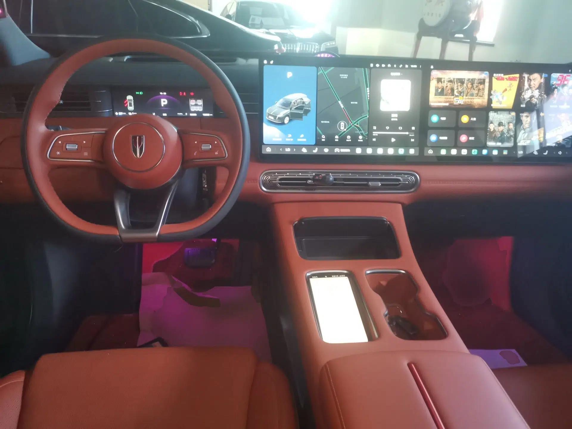 Hongqi HS6 PHEV 2026 220 All-Wheel Drive Smart Hybrid Version — миниатюра 13