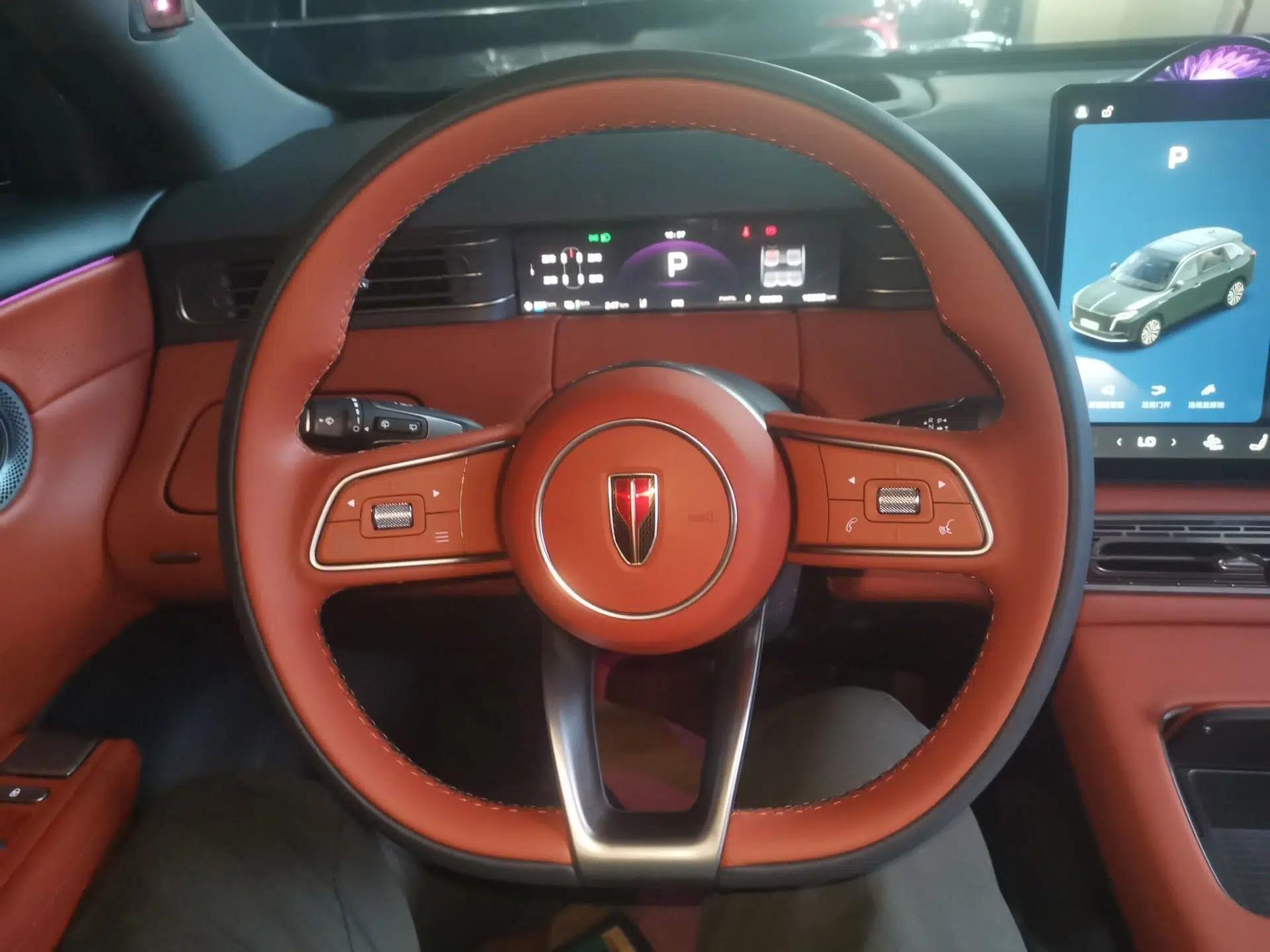 Hongqi HS6 PHEV 2026 220 All-Wheel Drive Smart Hybrid Version — миниатюра 14