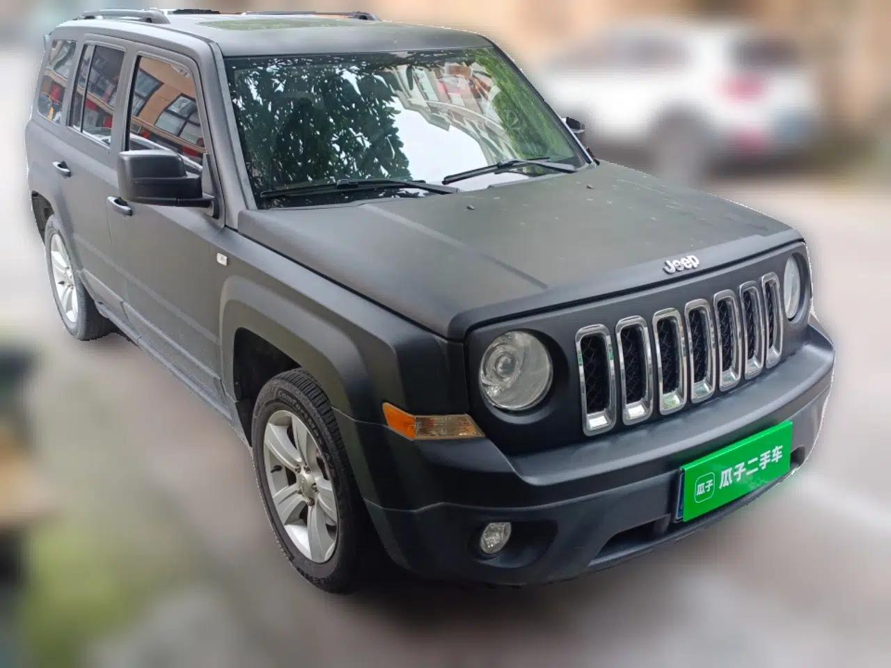 Jeep Patriot 2013 2.4 Sport Edition — миниатюра 3