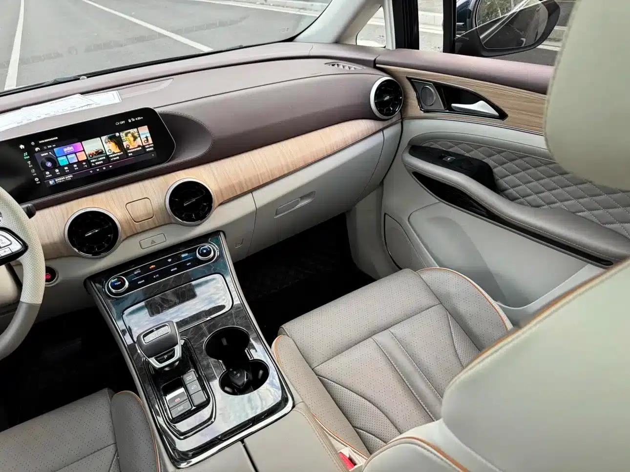 Fengxing Yacht 2022 1.5T DCT Wave Chaser Edition — миниатюра 8