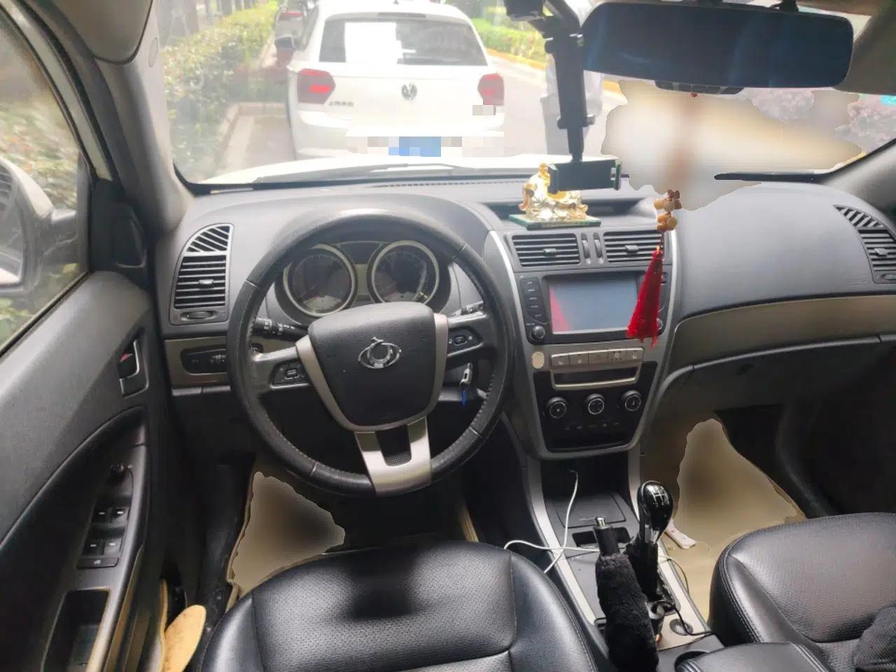 Geely Auto GX7 2014 2.0L Manual Luxury Version — миниатюра 10