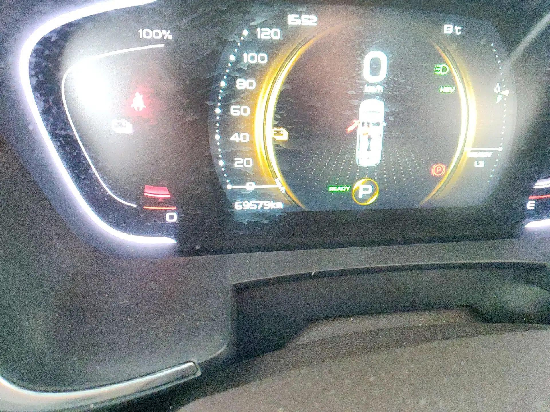 Geely Auto Jiajie New Energy 2019 1.5TD PHEV Premium Model — миниатюра 13