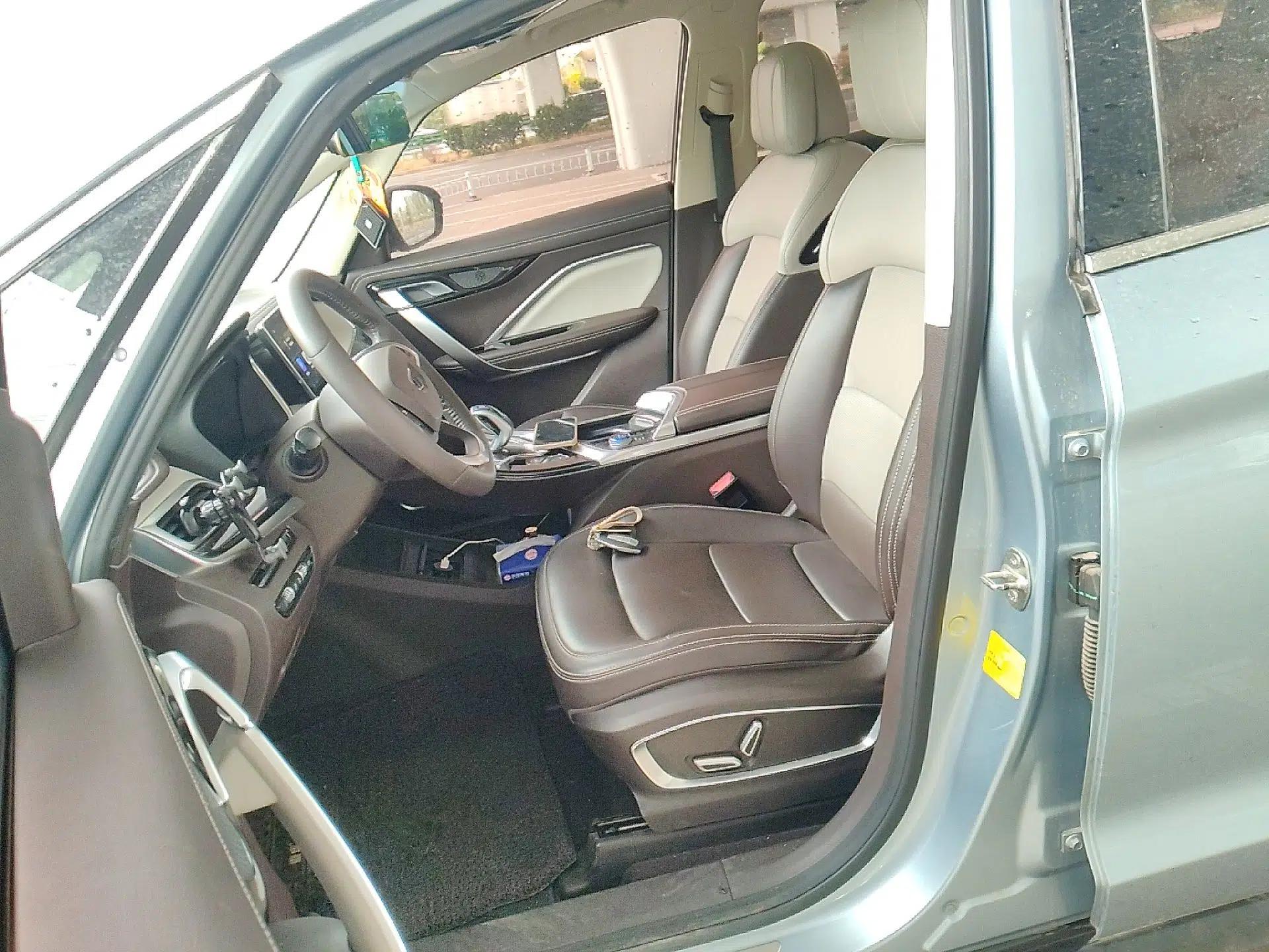 Geely Auto Jiajie New Energy 2019 1.5TD PHEV Premium Model — миниатюра 16