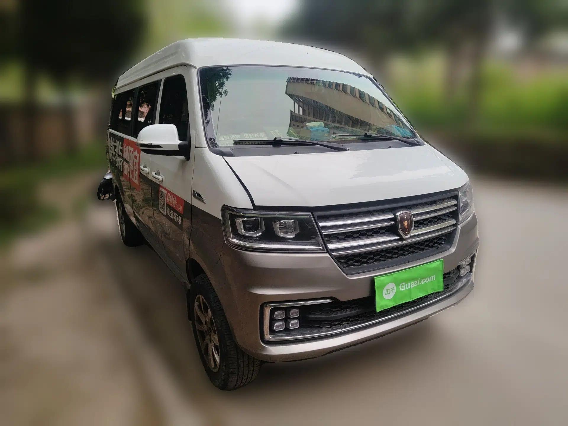 Jinbei New Hiace S 2023 1.5L Wealth Edition Passenger Van 5/6/7-Seater Non-Air-Conditioned Version SWC15M — миниатюра 3