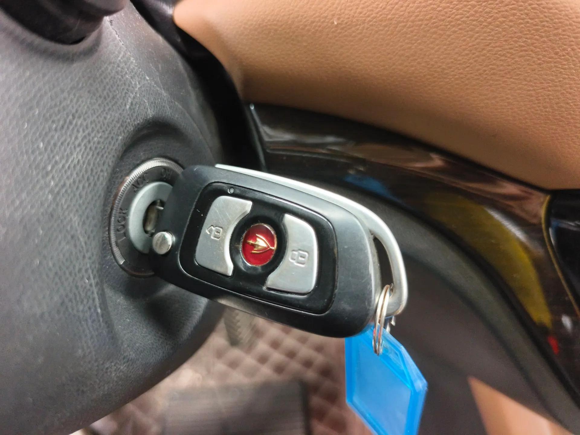 Jinbei F50 2017 1.6L Manual Elite Model — миниатюра 9