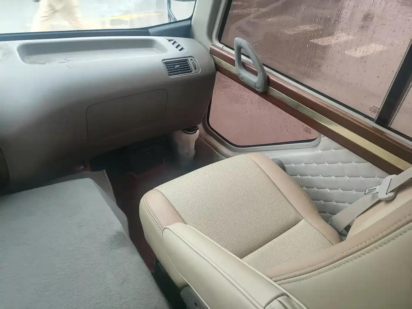 2019 Toyota Coaster 4.0L Luxury SUV GRB53L-ZCMEK 20-seater 9GR — миниатюра 9
