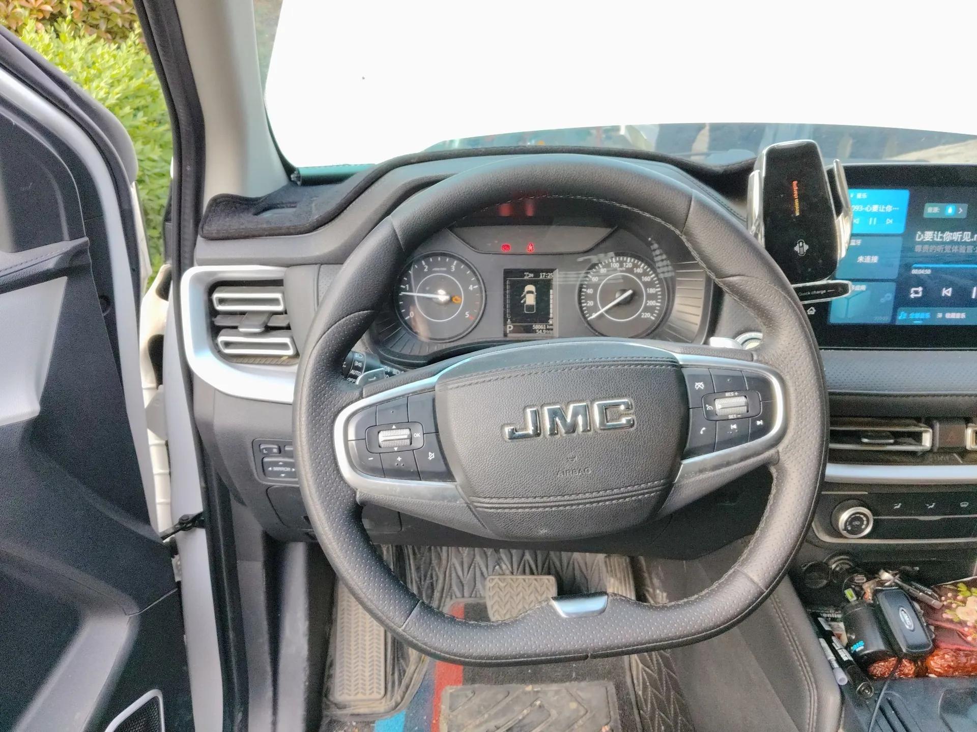 JMC Yuhu 7 2022 2.0T Automatic Diesel 4x4 Comfort Plus Long Wheelbase — миниатюра 11