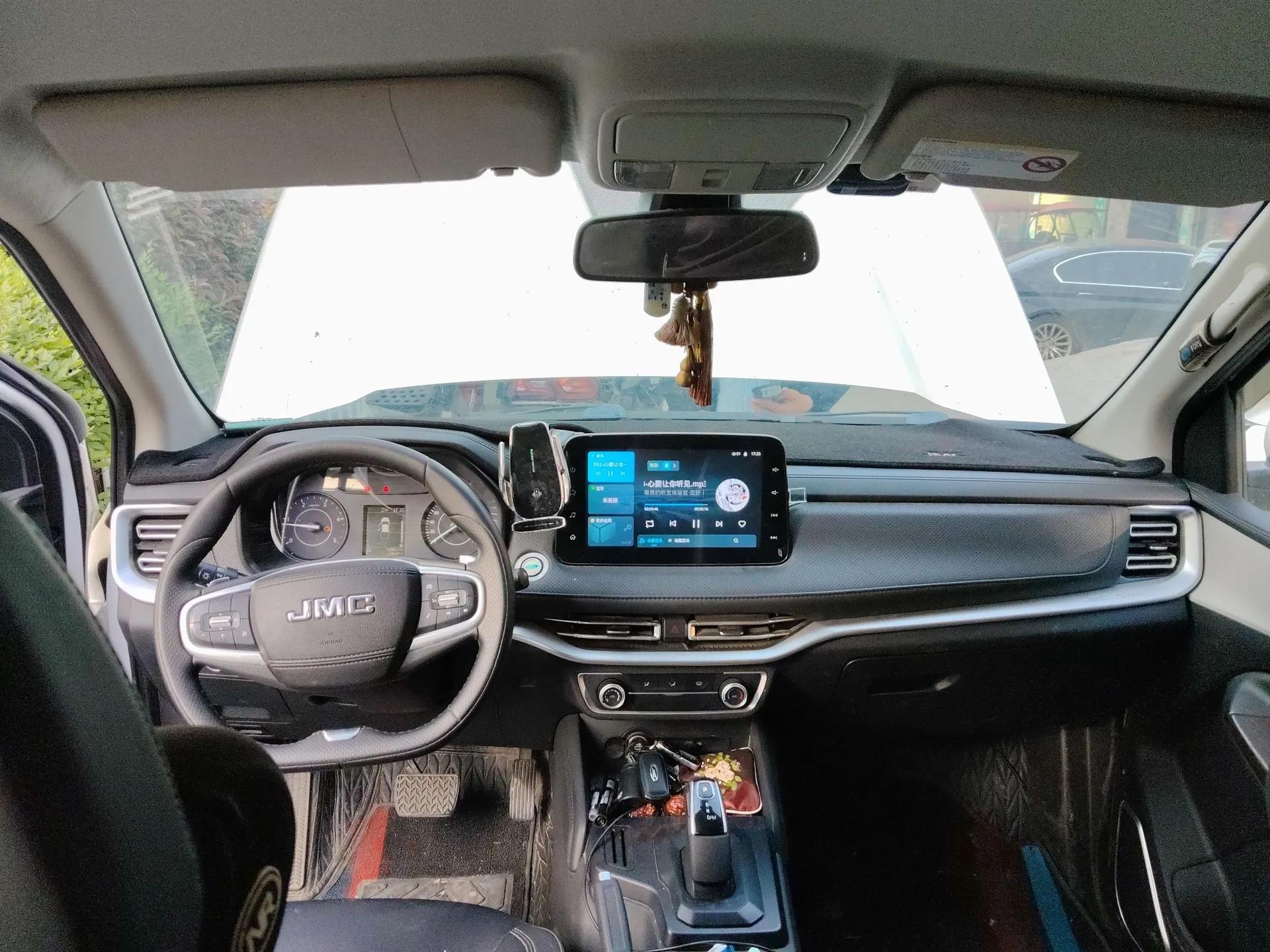 JMC Yuhu 7 2022 2.0T Automatic Diesel 4x4 Comfort Plus Long Wheelbase — миниатюра 10