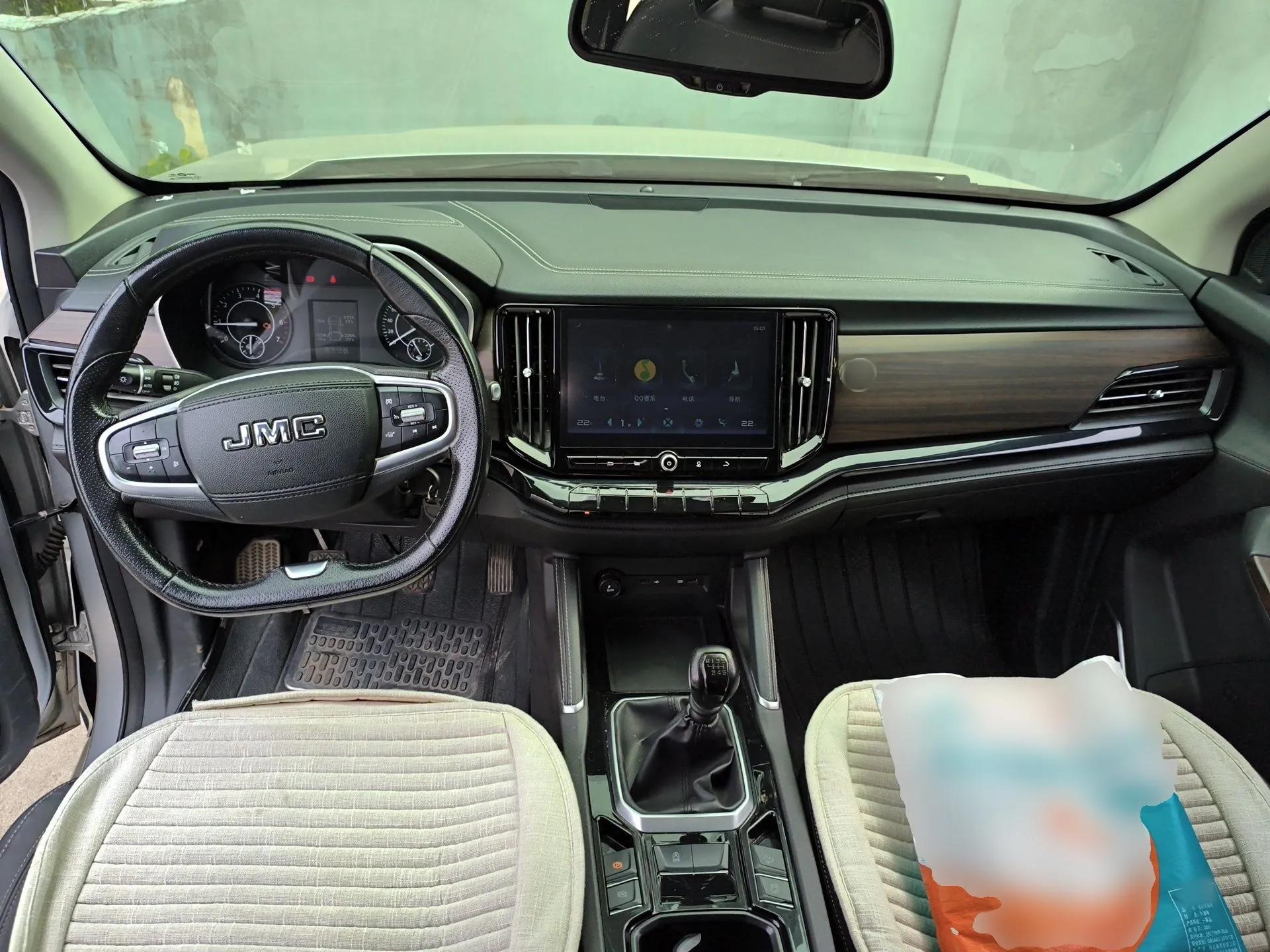 JMC Yuhu 9 2019 2.0T Manual Gasoline Two-Wheel Drive Comfort Edition — миниатюра 10