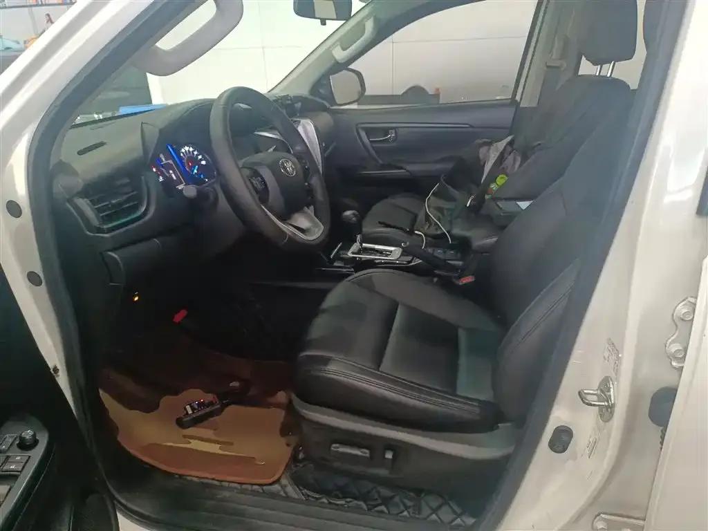 Fortuner 2016 2.7L Middle East Edition — миниатюра 15