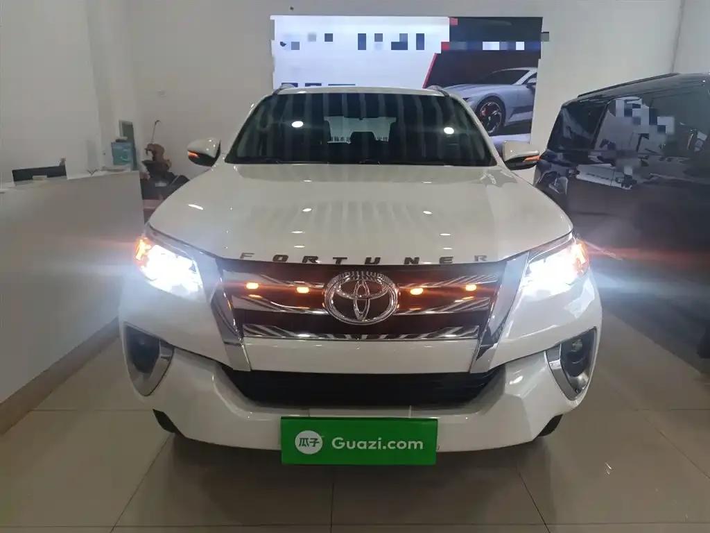 Fortuner 2016 2.7L Middle East Edition — миниатюра 3