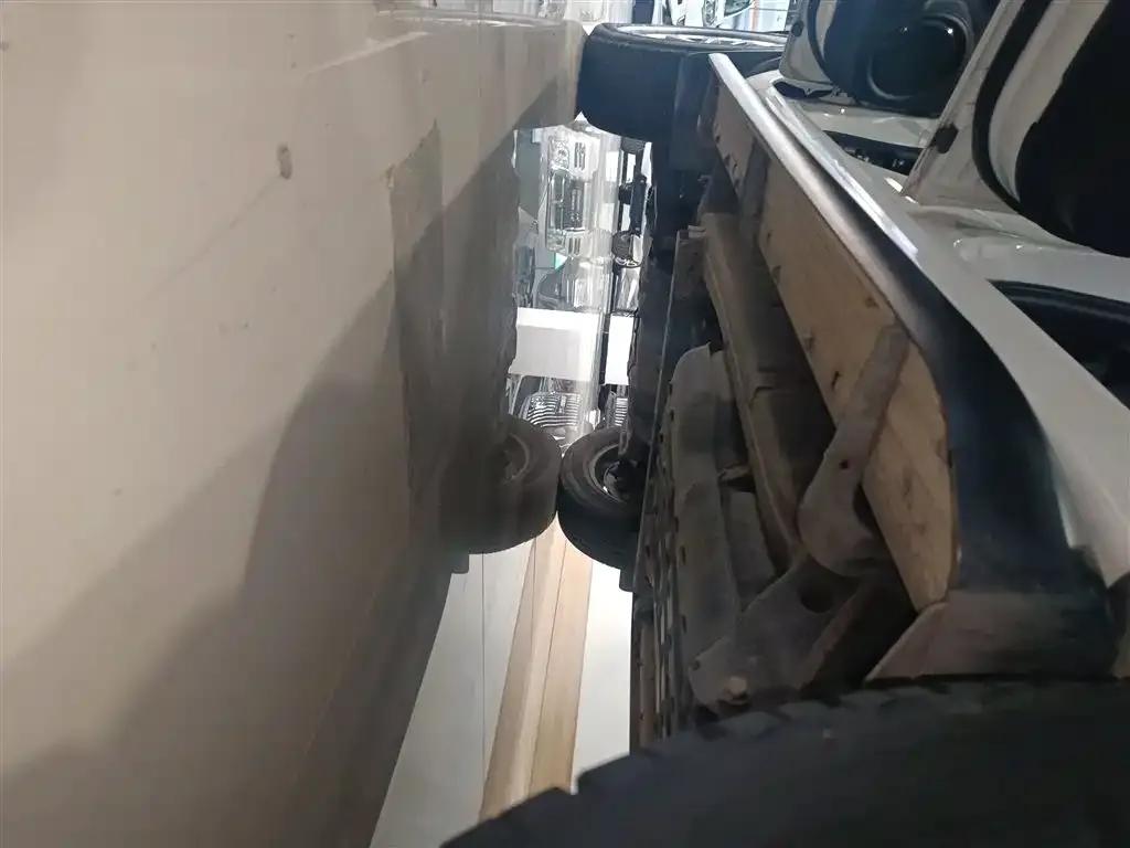 Fortuner 2016 2.7L Middle East Edition — миниатюра 22