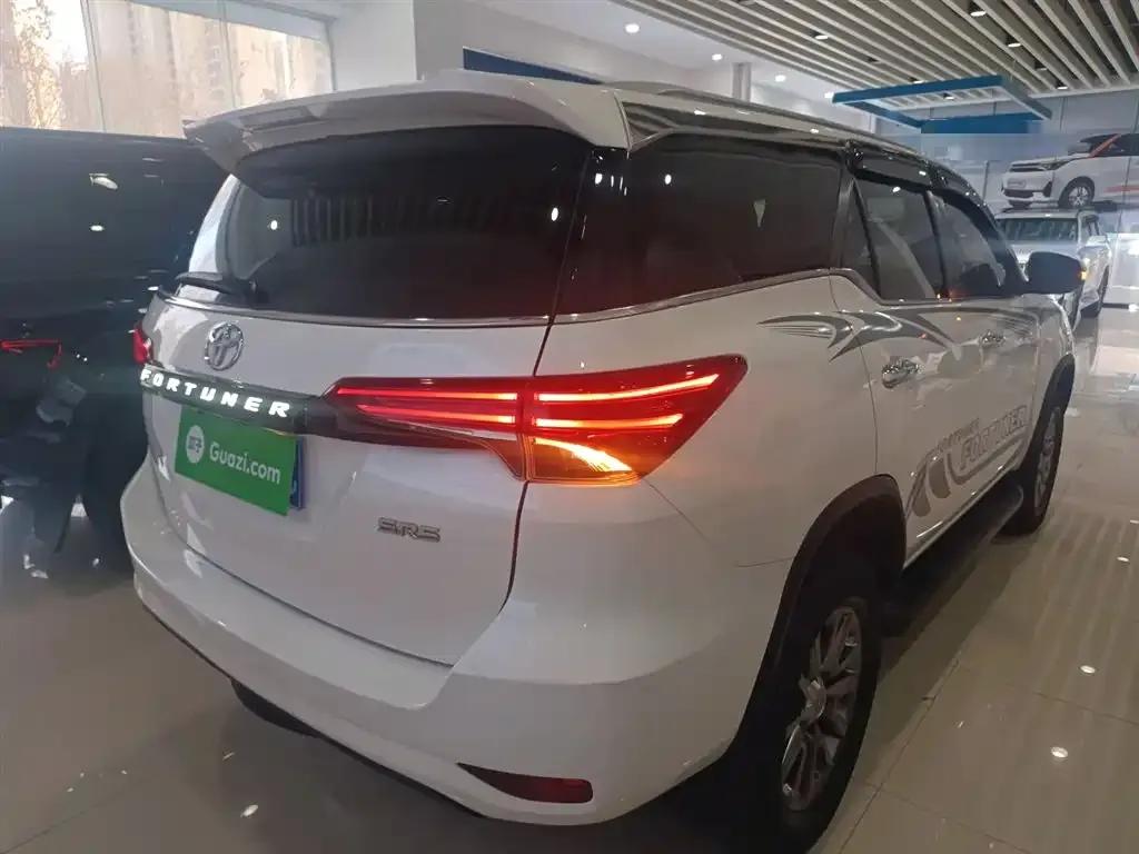 Fortuner 2016 2.7L Middle East Edition — миниатюра 7