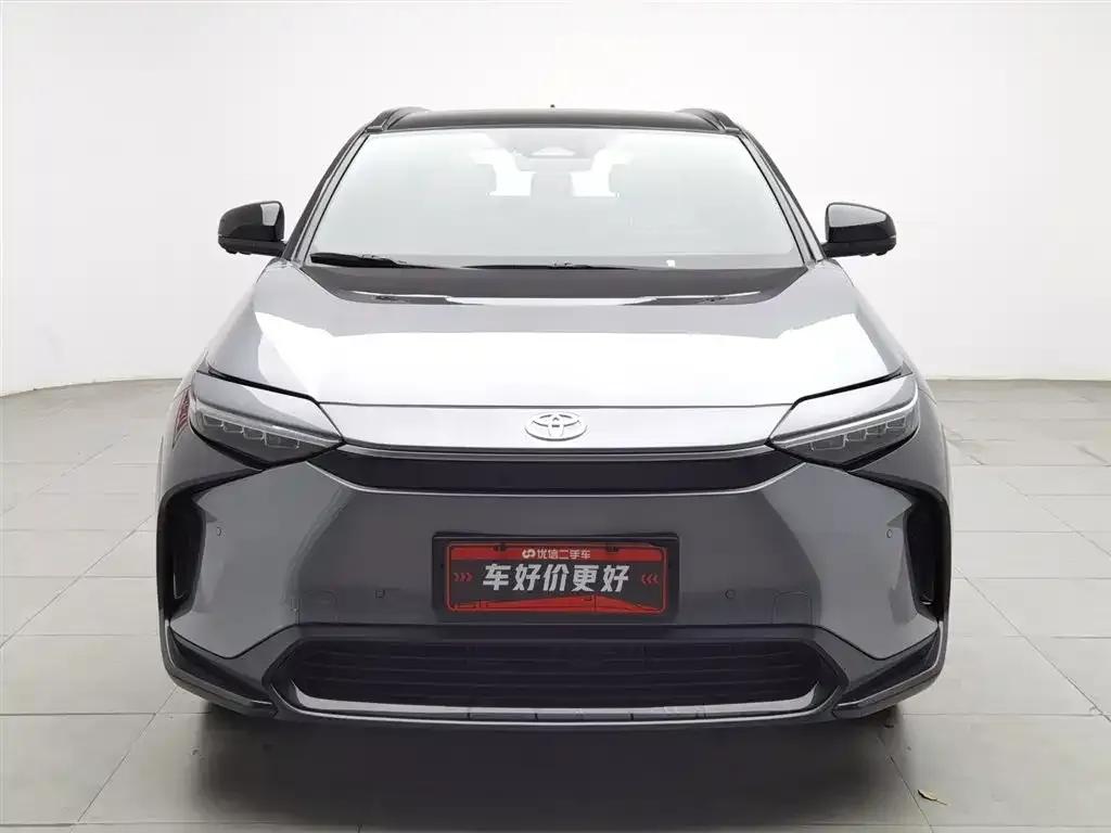 FAW Toyota bZ4X 2022 All-Wheel Drive High-Performance PRO Edition — миниатюра 3