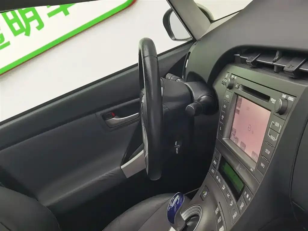 2012 Prius 1.8L Luxury Advanced Edition — миниатюра 22