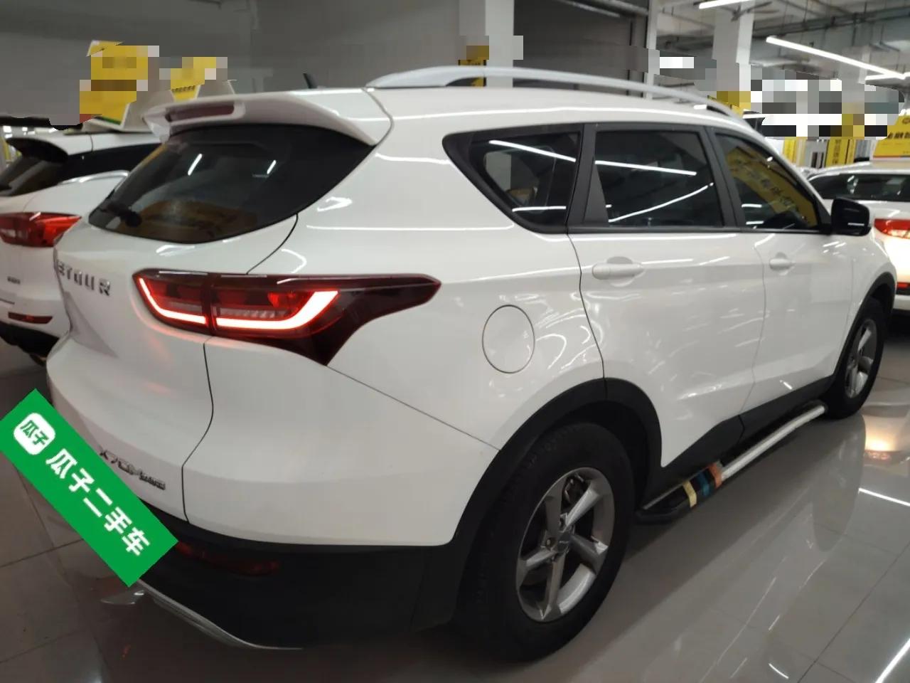 JETOUR X70M 2020 Revised 1.5T Manual Travel Companion Version 5 Seats — миниатюра 6