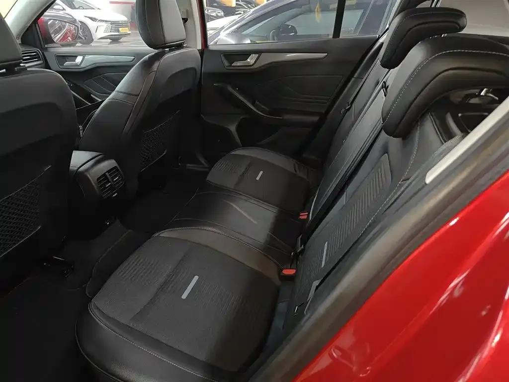 Ford Focus Active 2020 EcoBoost 180 Automatic Trend Edition — миниатюра 13
