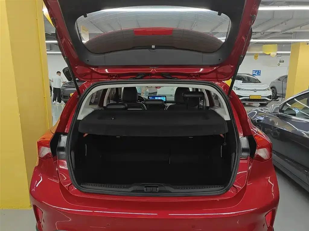 Ford Focus Active 2020 EcoBoost 180 Automatic Trend Edition — миниатюра 15