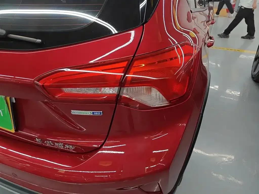 Ford Focus Active 2020 EcoBoost 180 Automatic Trend Edition — миниатюра 24