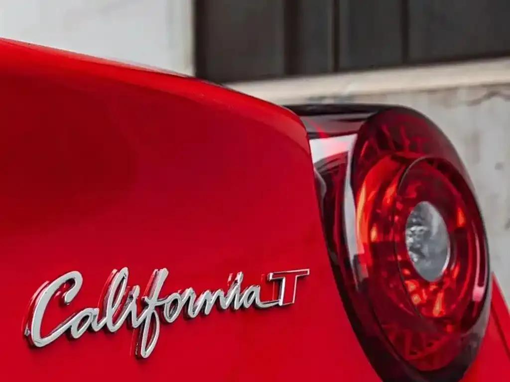 California T 2015 3.9T Standard Model — миниатюра 6