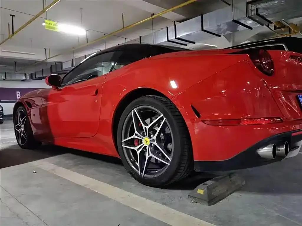 California T 2015 3.9T Standard Model — миниатюра 7