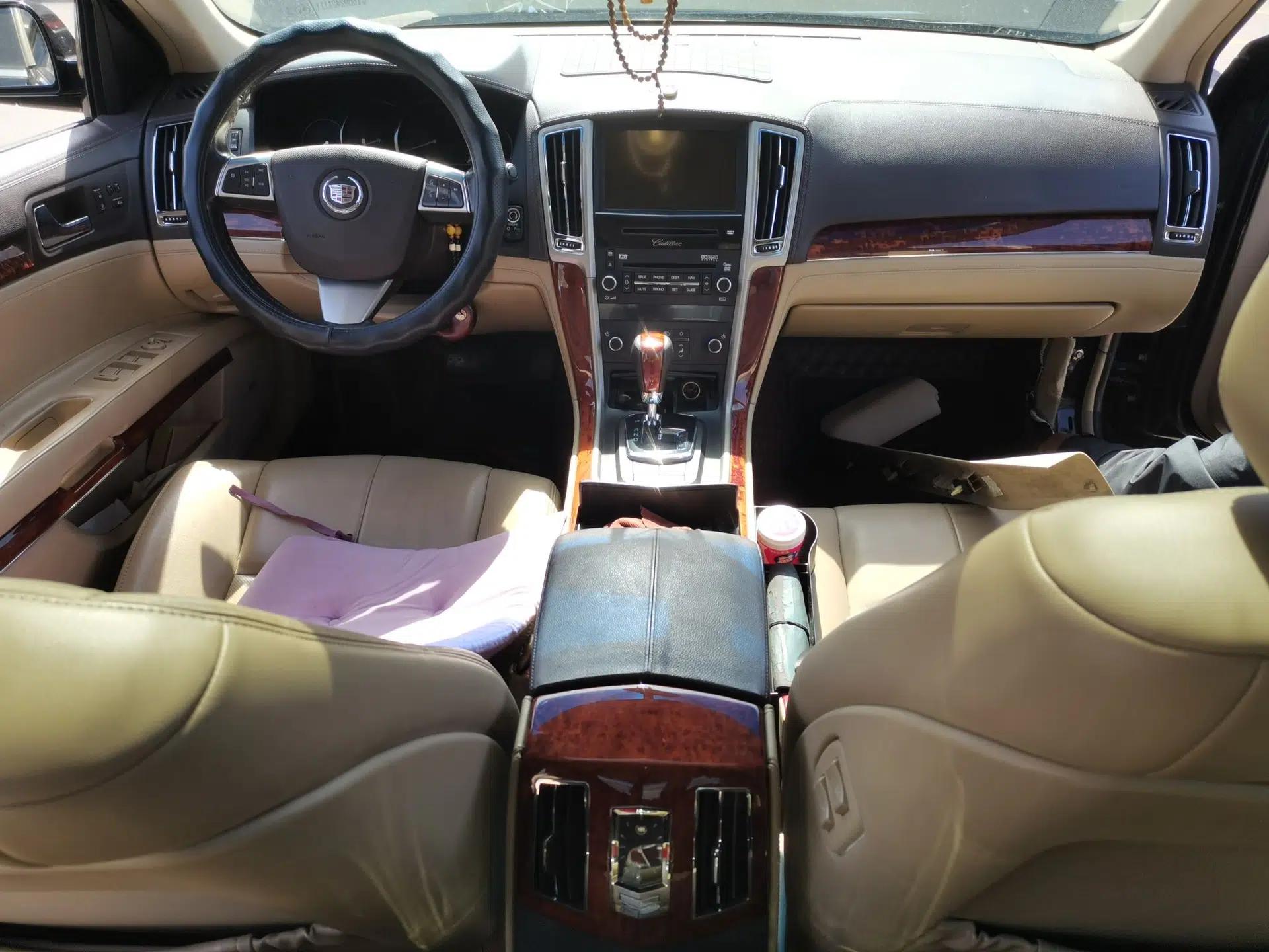 Cadillac SLS Seville 2011 2.0T Luxury Edition — миниатюра 10