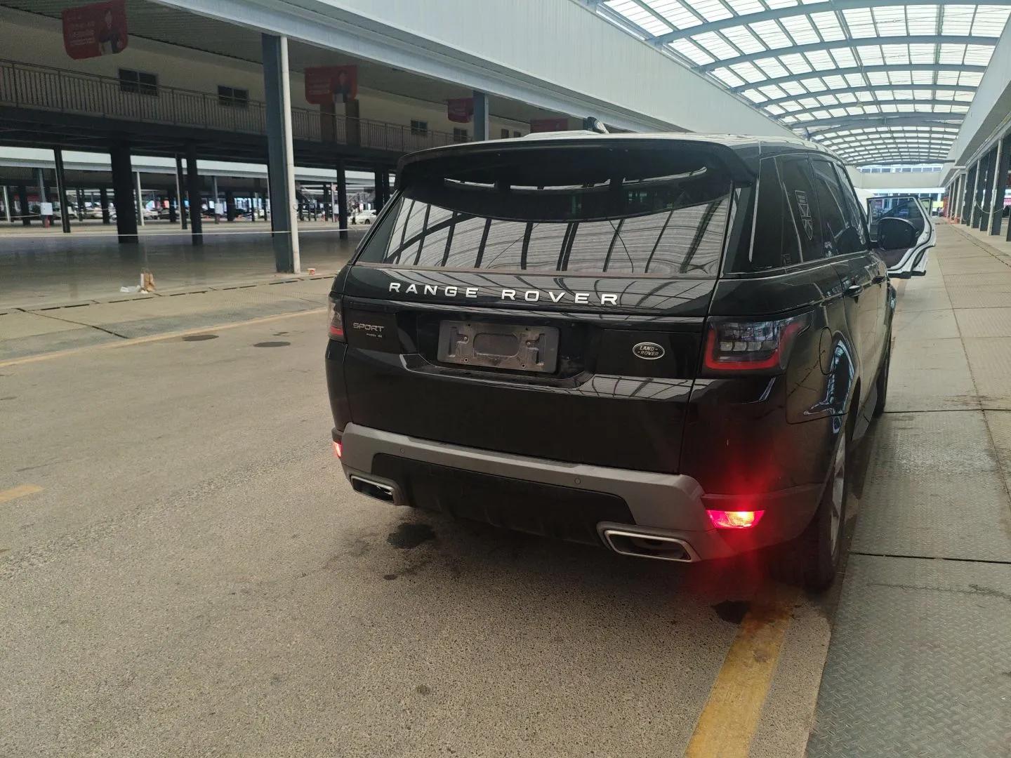 Land Rover Range SportNew Energy 2022 P400e SE — миниатюра 4