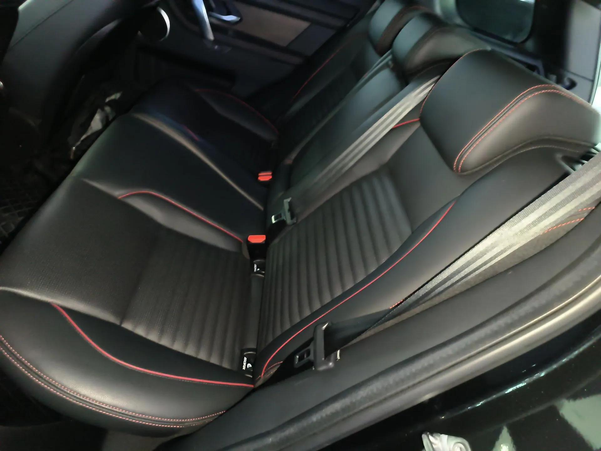 Land Rover Discovery Sport New Energy 2021 P300e Performance Tech Edition — миниатюра 20
