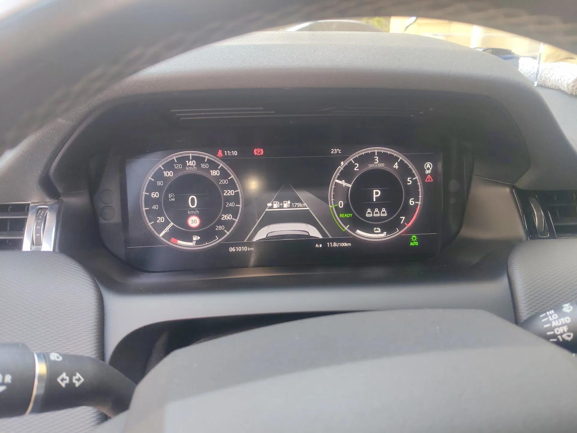 Land Rover Discovery Sport New Energy 2021 P300e Performance Tech Edition — миниатюра 12