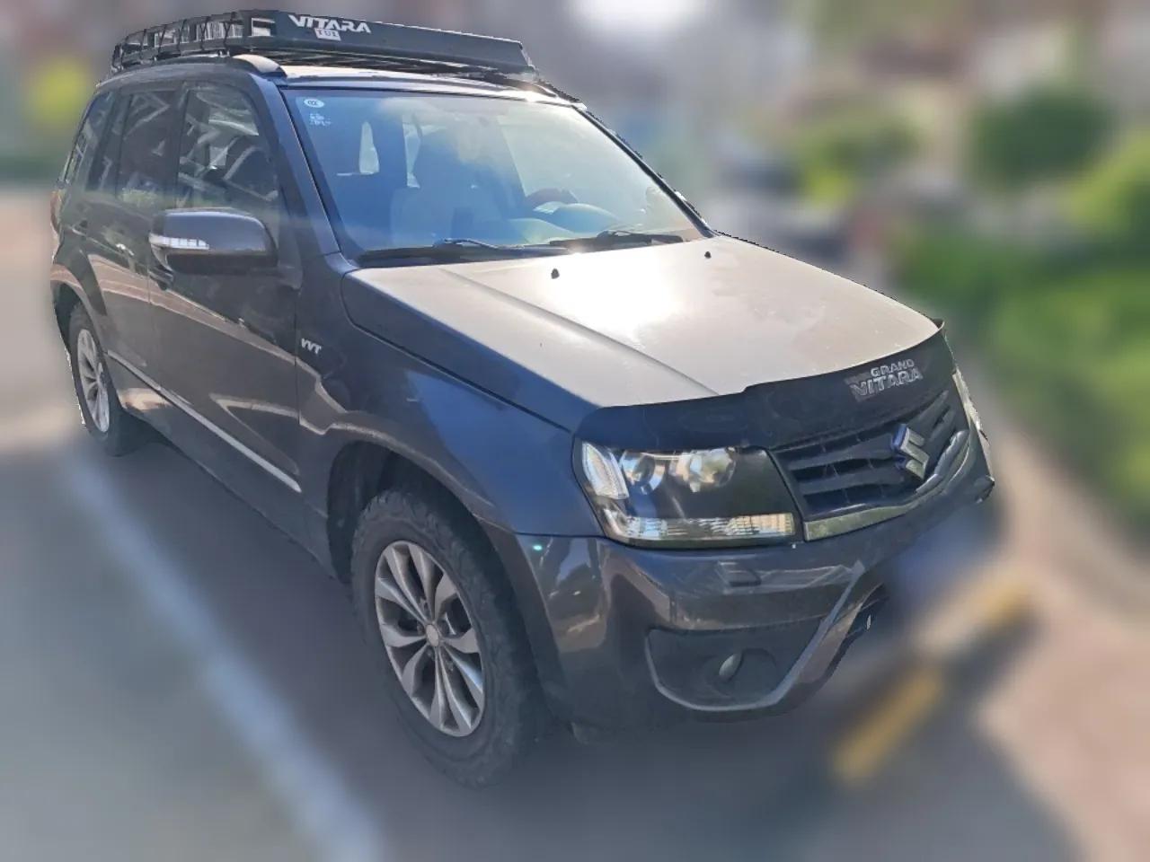 Suzuki Grand Vitara 2012 2.4L MT Luxury Navigation 5-Door Version — миниатюра 3