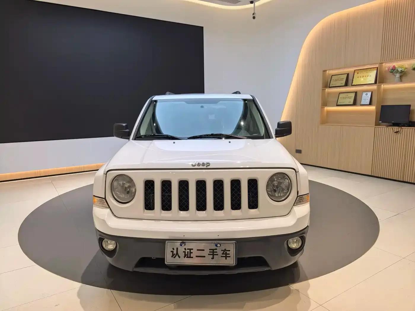 2014 Jeep Compass 2.4L Sport Edition — миниатюра 2