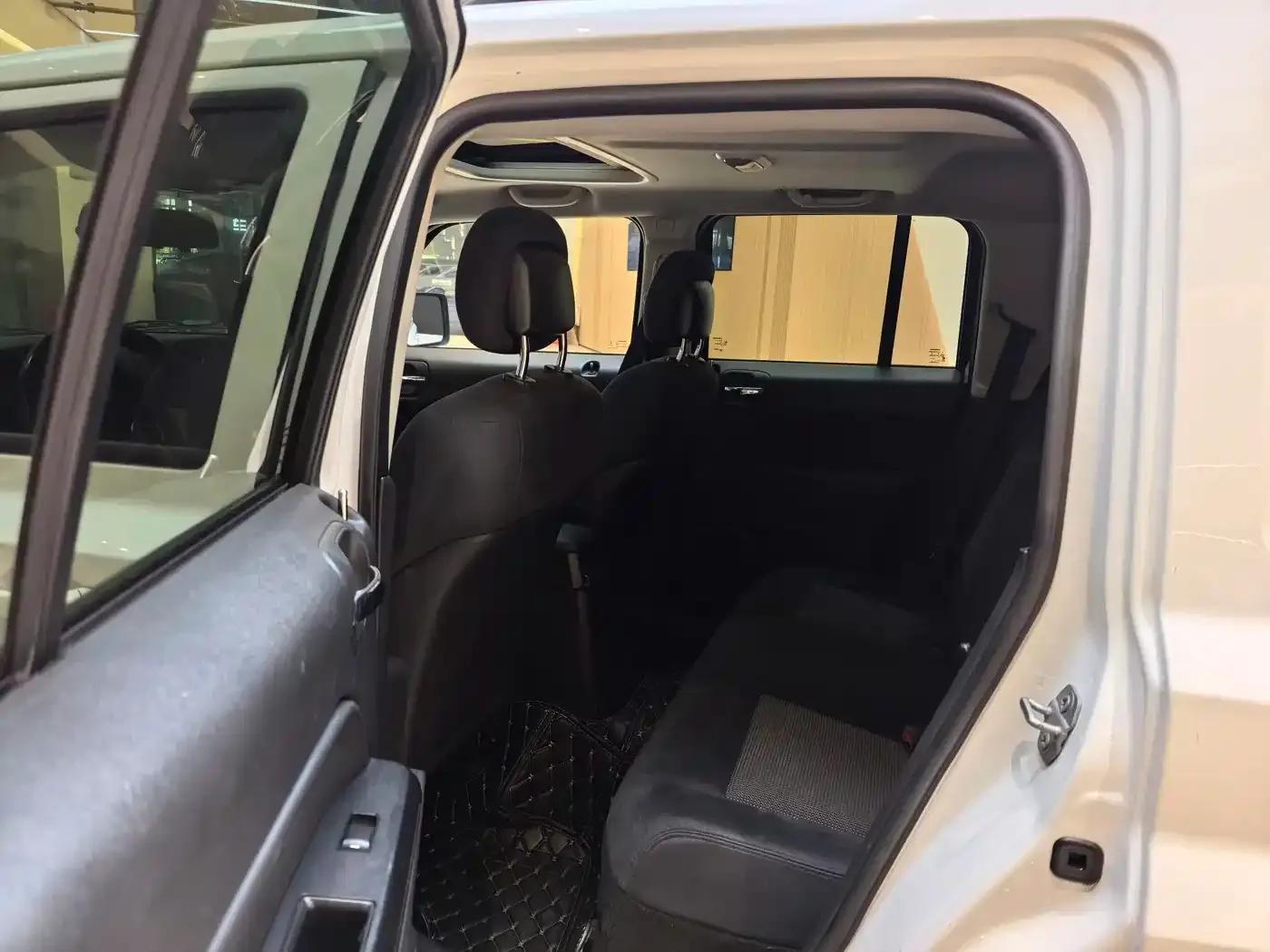 2014 Jeep Compass 2.4L Sport Edition — миниатюра 11